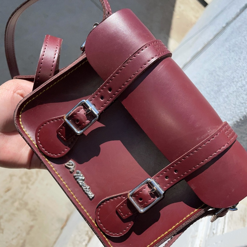 Dr Martens 7 inch leather satchel